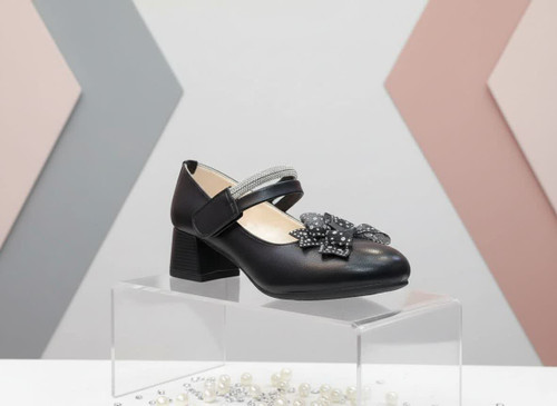 کفش دخترانه مدل 2025