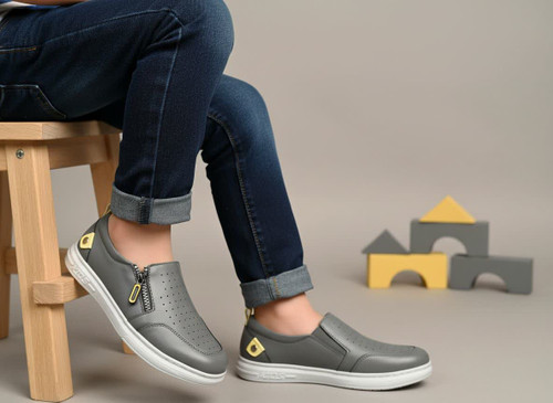 کفش پسرانه مدل امید