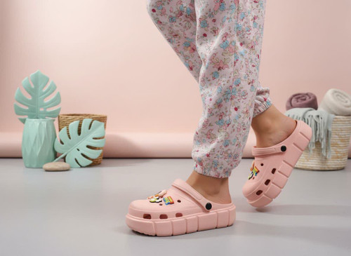 کراکس زنانه کویین