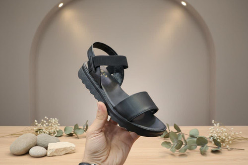 کفش زنانه مدل همدم